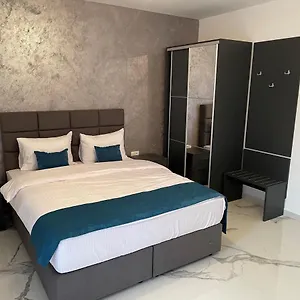 Hotel Rados, Fazana