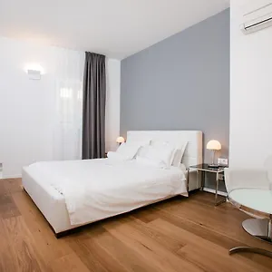 https://divota-apartment-hotel.splithotels.org