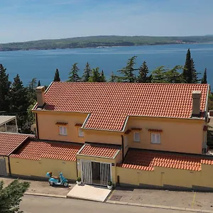 https://apartments-casa-mia.primorje-gorskikotar.com