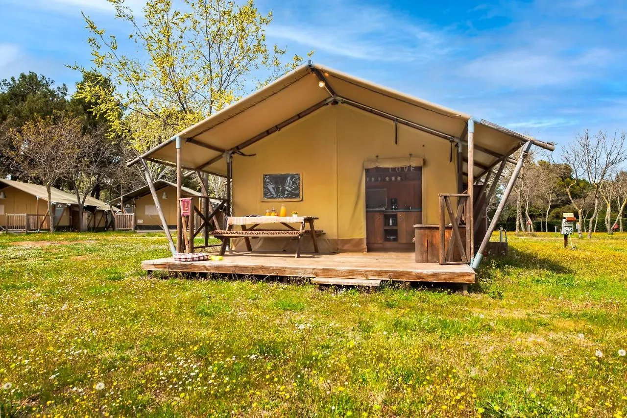 Tatil parkı Glamping&Mobile Homes Lavanda - Holiday Center Bi VIllage Fažana