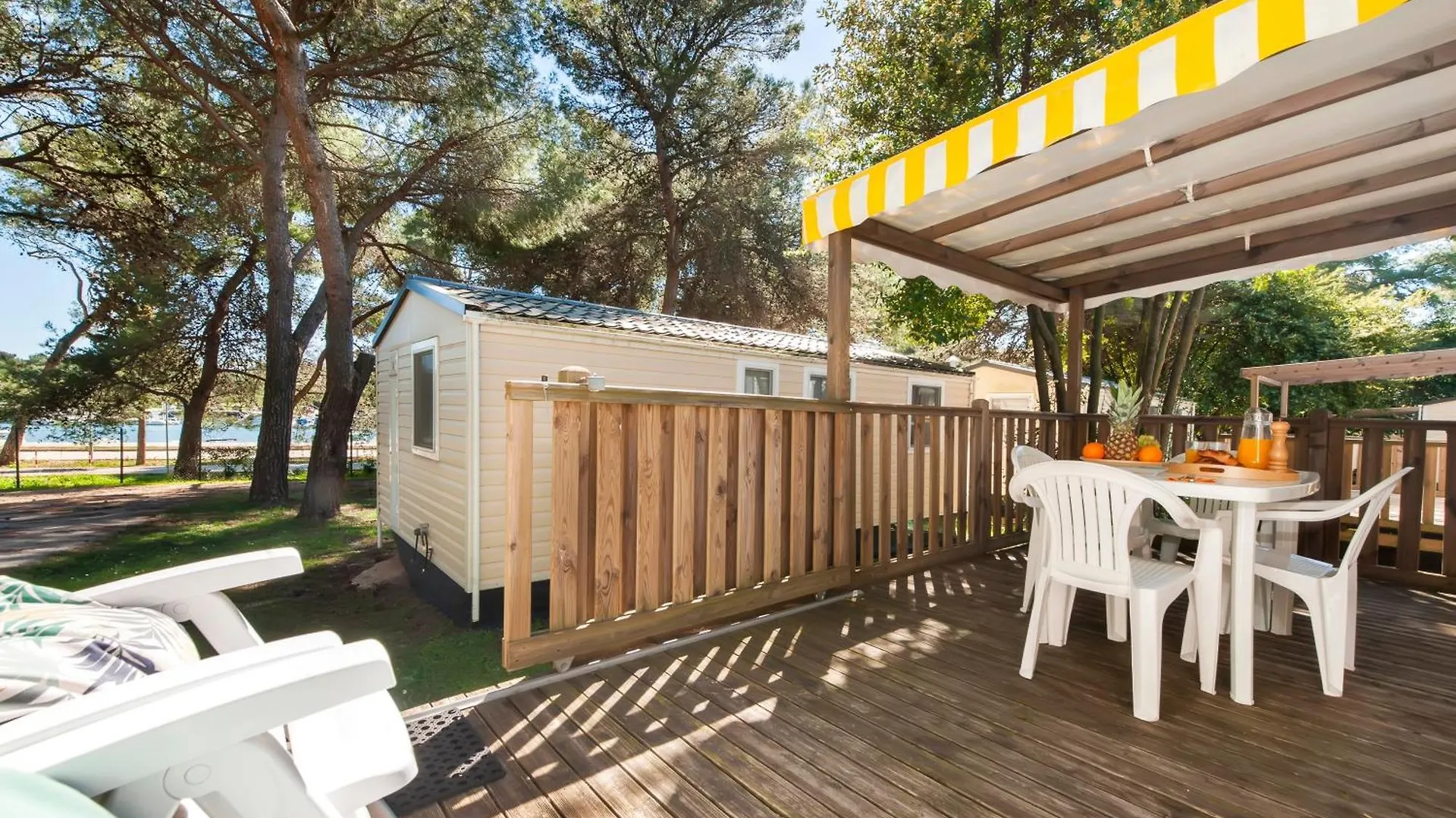 Tatil parkı Glamping&Mobile Homes Lavanda - Holiday Center Bi VIllage Fažana