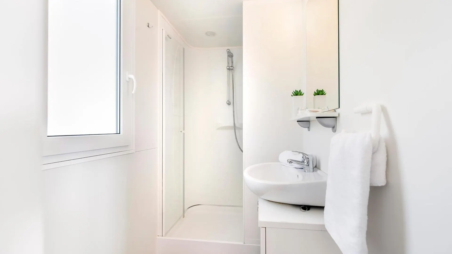 Glamping&Mobile Homes Lavanda - Holiday Center Bi VIllage Fažana Tatil parkı